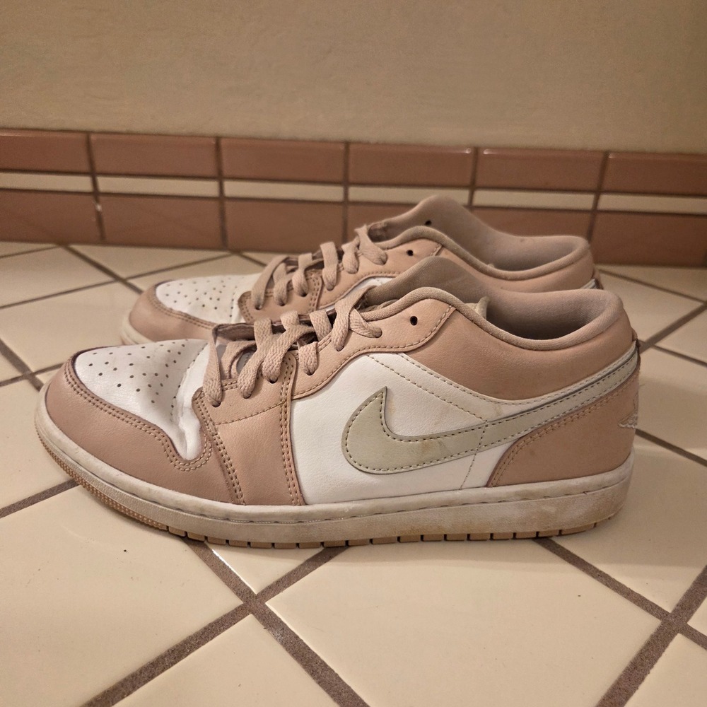 Nike Air Jordan 1 Low Guava Ice White Womens US 10 DC0774-120 Sneaker